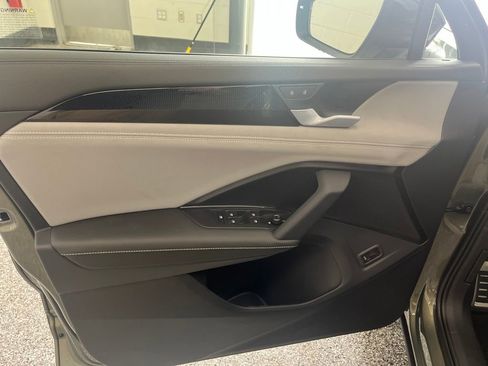 New 2026 Volkswagen Tiguan SE R-Line AWD/4WD image 14
