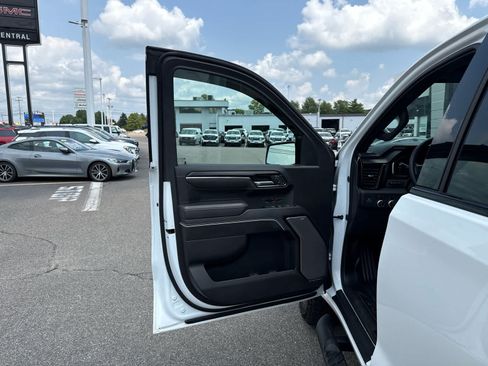 Used 2024 GMC Sierra 1500 AT4X AWD/4WD image 13