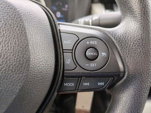 Certified 2021 Toyota Corolla LE image 23