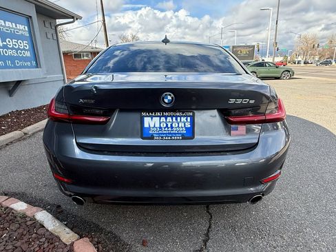 Used 2022 BMW 330e xDrive image 6