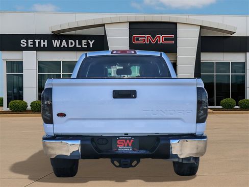 Used 2019 Toyota Tundra SR5 w/ SR5 Upgrade Package image 6