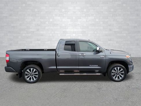 Used 2018 Toyota Tundra Limited image 3