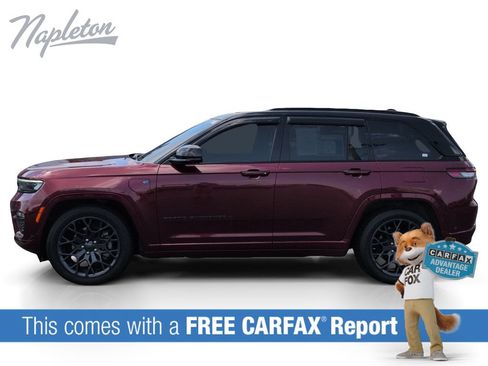 Used 2023 Jeep Grand Cherokee Summit w/ High Altitude Package AWD/4WD image 2