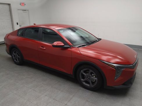 Used 2025 Kia K4 FWD image 11
