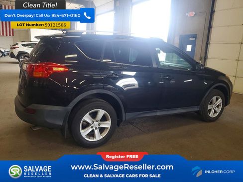 Used 2014 Toyota RAV4 XLE AWD/4WD image 4
