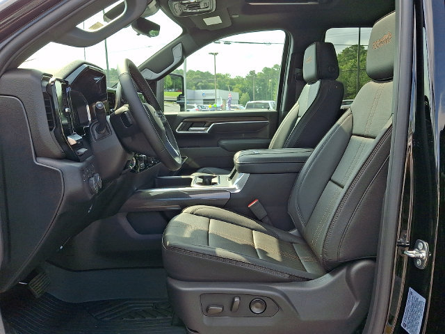 New 2026 Chevrolet Silverado 2500 High Country w/ High Country Premium Package AWD/4WD image 10