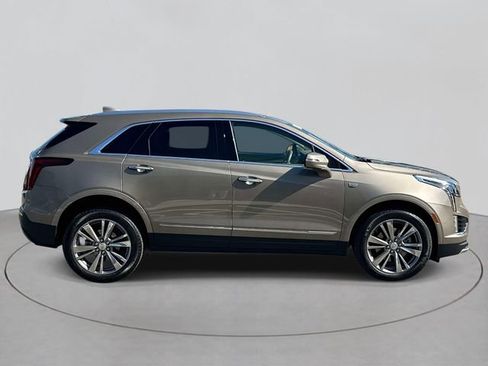 Certified 2023 Cadillac XT5 Premium Luxury image 4