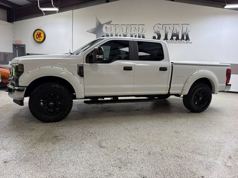 Used 2022 Ford F250 XL w/ STX Appearance Package RWD image 2