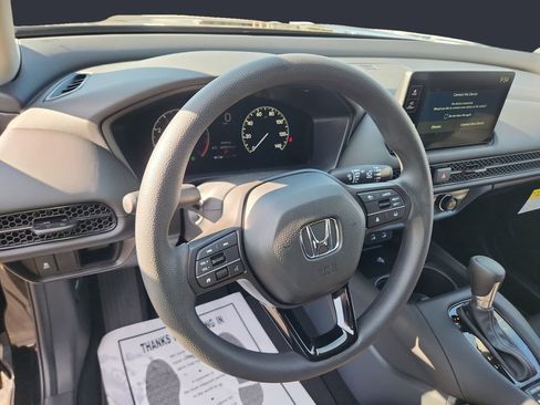 Used 2026 Honda HR-V LX image 12