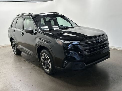 Certified 2025 Subaru Forester Premium image 30