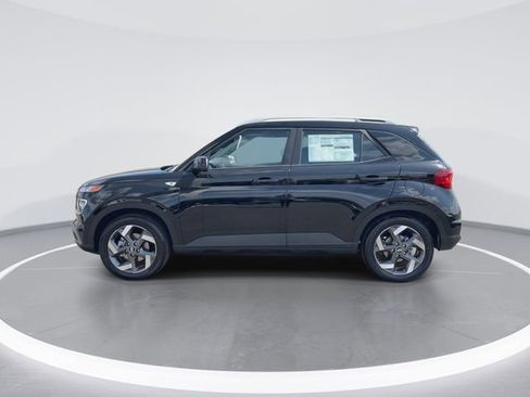 New 2026 Hyundai Venue SEL FWD image 5
