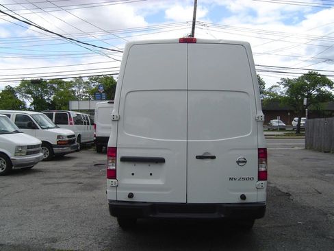 Used 2020 Nissan NV 2500 S w/ Vinyl Seat Package image 5