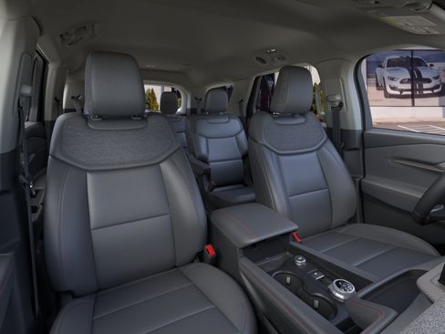 New 2026 Ford Explorer Active w/ Active Comfort Package RWD image 10