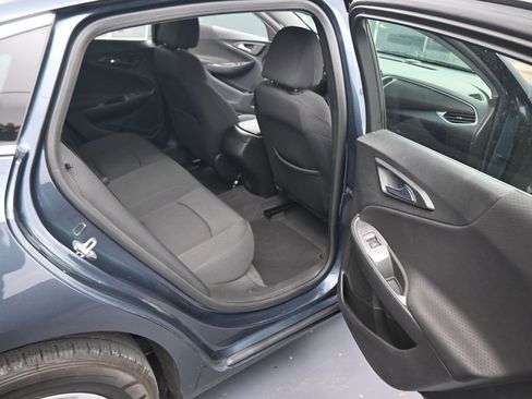Used 2020 Chevrolet Malibu LS image 42