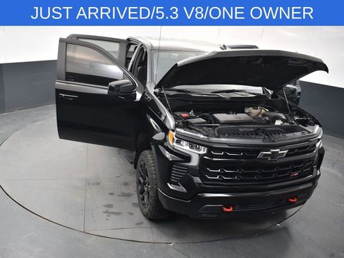 Used 2023 Chevrolet Silverado 1500 LT Trail Boss w/ Convenience Package II image 18