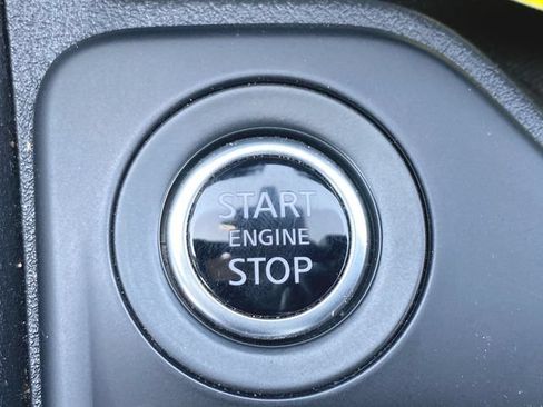 Used 2025 Nissan Sentra S FWD image 10