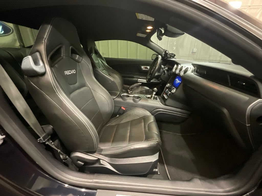 Used 2022 Ford Mustang GT Premium w/ Equipment Group 401A RWD image 17