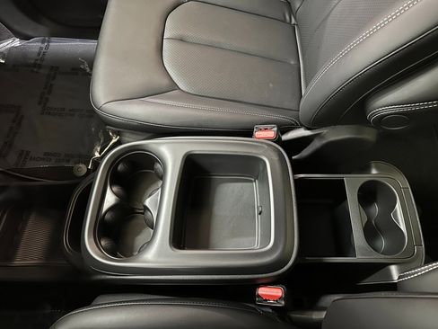 New 2026 Chrysler Pacifica Select image 33