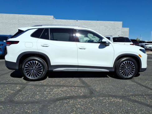 New 2025 Volkswagen Tiguan S image 6