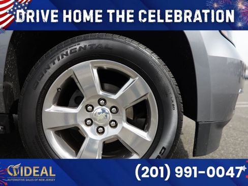 Used 2018 Chevrolet Suburban Premier AWD/4WD image 11