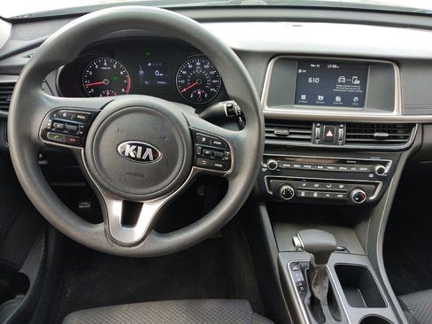 Used 2018 Kia Optima LX w/ 17" Alloy Wheels Package FWD image 22