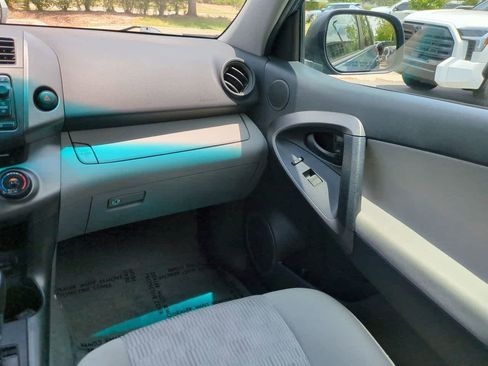 Used 2012 Toyota RAV4 4WD w/ Value Pkg image 16