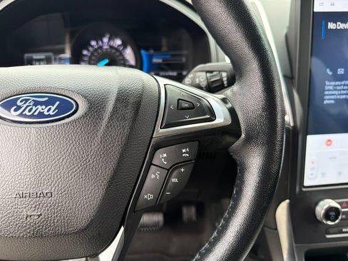 Used 2024 Ford Edge Titanium AWD/4WD image 16