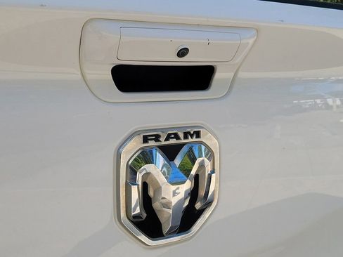 Used 2022 RAM 1500 Big Horn AWD/4WD image 12