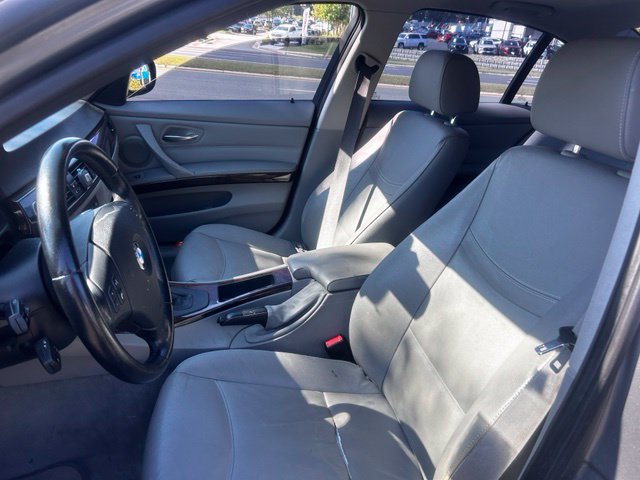 Used 2011 BMW 328i Sedan RWD image 3