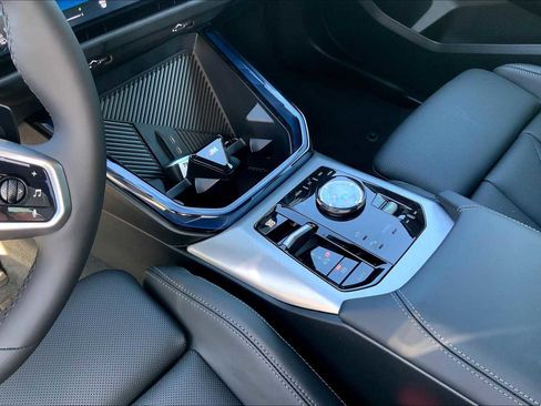 Used 2026 BMW X3 xDrive30 w/ Premium Package image 7