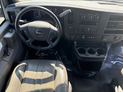Used 2023 GMC Savana 2500 Extended w/ Driver Convenience Package image 9