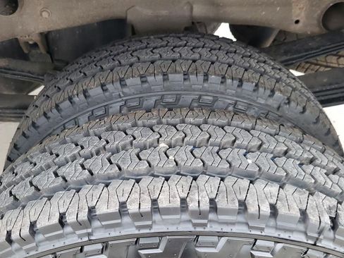 Used 2023 Chevrolet Silverado 3500 High Country image 32