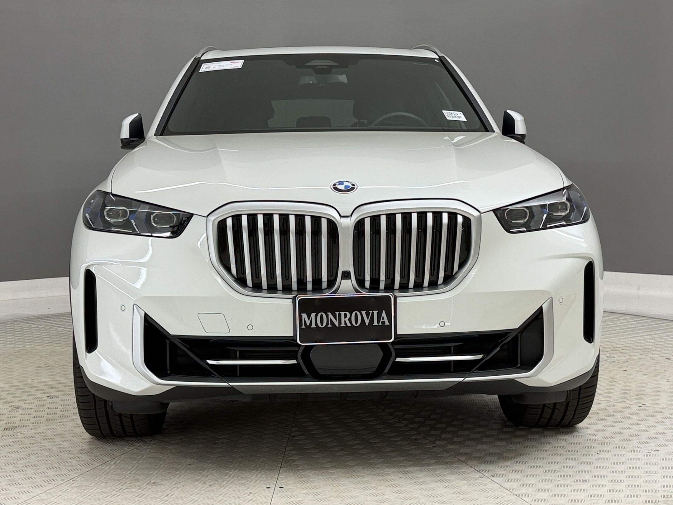 Used 2026 BMW X5 sDrive40i w/ Premium Package RWD image 6