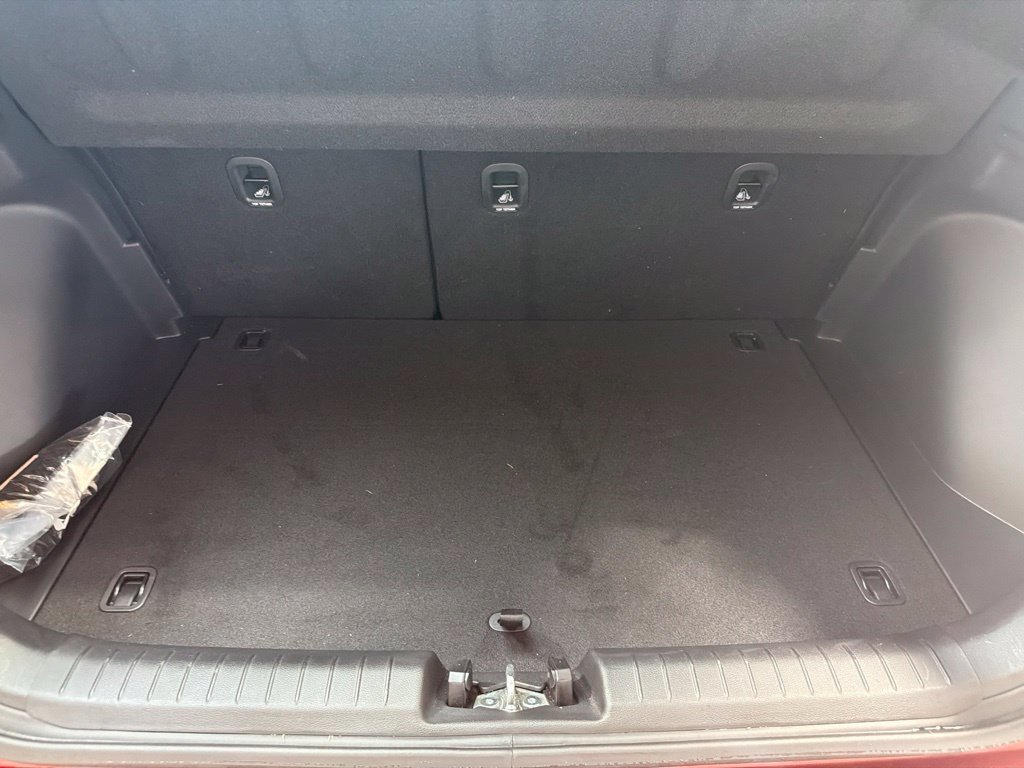 Certified 2026 Hyundai Venue SEL FWD image 9