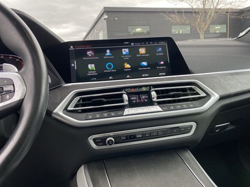 Used 2023 BMW X5 xDrive40i w/ M Sport Package image 34