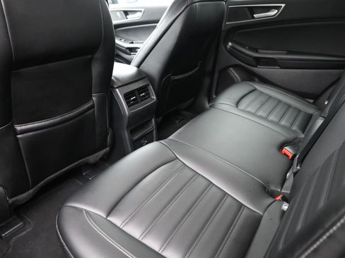 Used 2022 Ford Edge SEL image 21