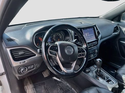 Used 2021 Jeep Cherokee High Altitude AWD/4WD image 9