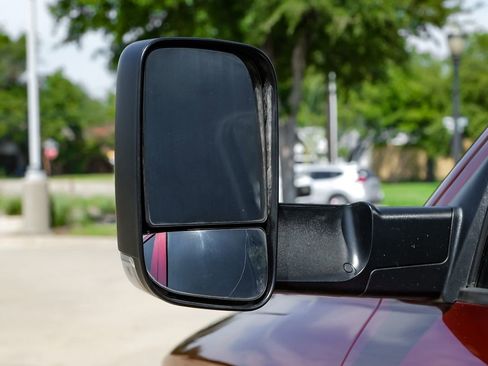 Used 2017 RAM 3500 Tradesman w/ Chrome Appearance Group image 38