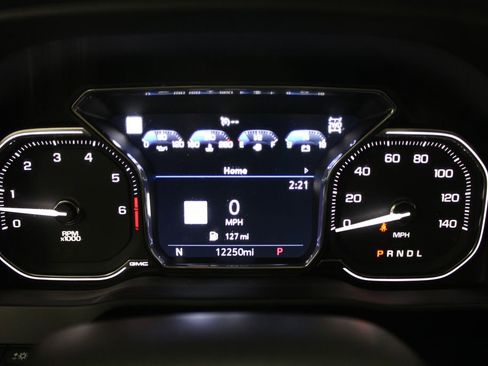 Used 2022 GMC Sierra 2500 AT4 w/ AT4 Preferred Package image 22