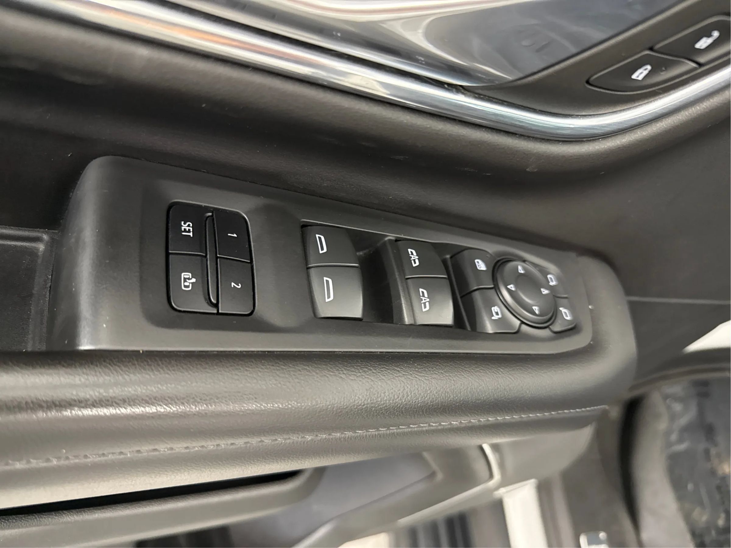 Used 2023 Chevrolet Suburban LT w/ LT Signature Plus Package AWD/4WD image 41