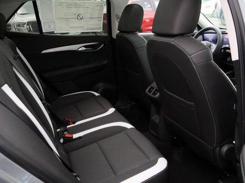 New 2025 Buick Envision Sport Touring image 9