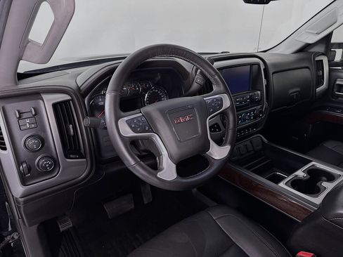 Used 2017 GMC Sierra 2500 SLT AWD/4WD image 9