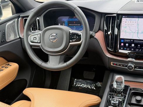 Certified 2023 Volvo XC60 T8 Ultimate w/ Climate Package AWD/4WD image 13