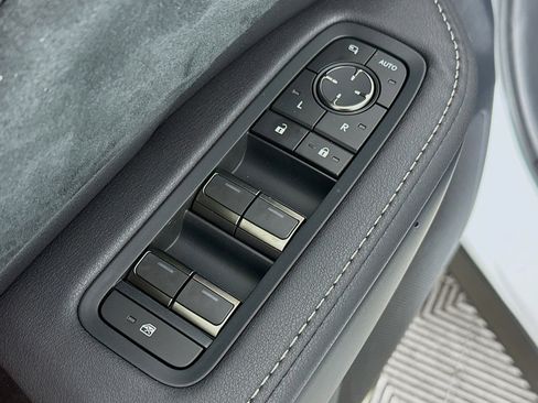 New 2026 Lexus TX 500h AWD w/ Technology Package image 17