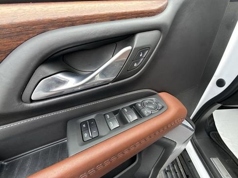 Certified 2023 GMC Yukon XL Denali Ultimate image 24