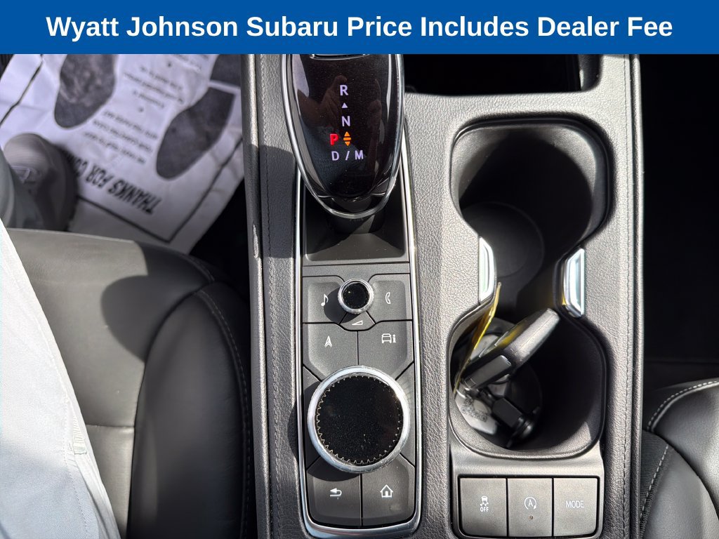 Used 2025 Cadillac XT4 Premium Luxury FWD image 29