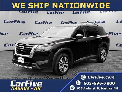 Used 2025 Nissan Pathfinder SL