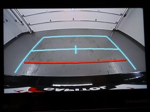 Used 2024 Toyota Camry SE image 25