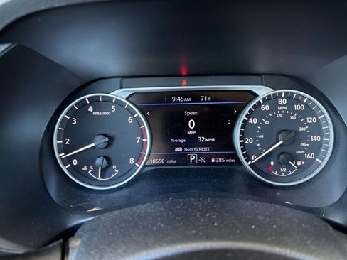 Used 2025 Nissan Sentra SV FWD image 39