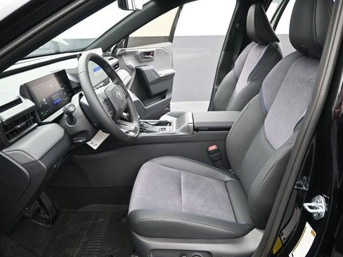 Used 2026 Toyota RAV4 XSE w/ Weather Package image 12